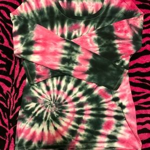 Hanes Women’s Long Sleeve Tie Dye Size Medium